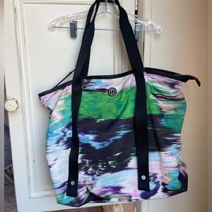 LULU LEMON Gym Bag